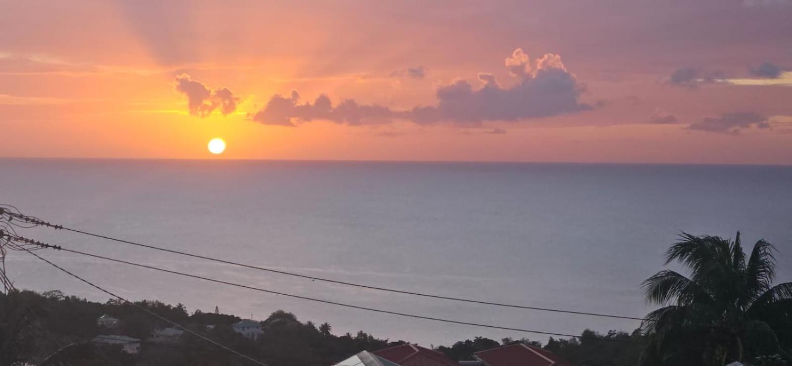 Anne Marie Villas Castries Exteriör bild
