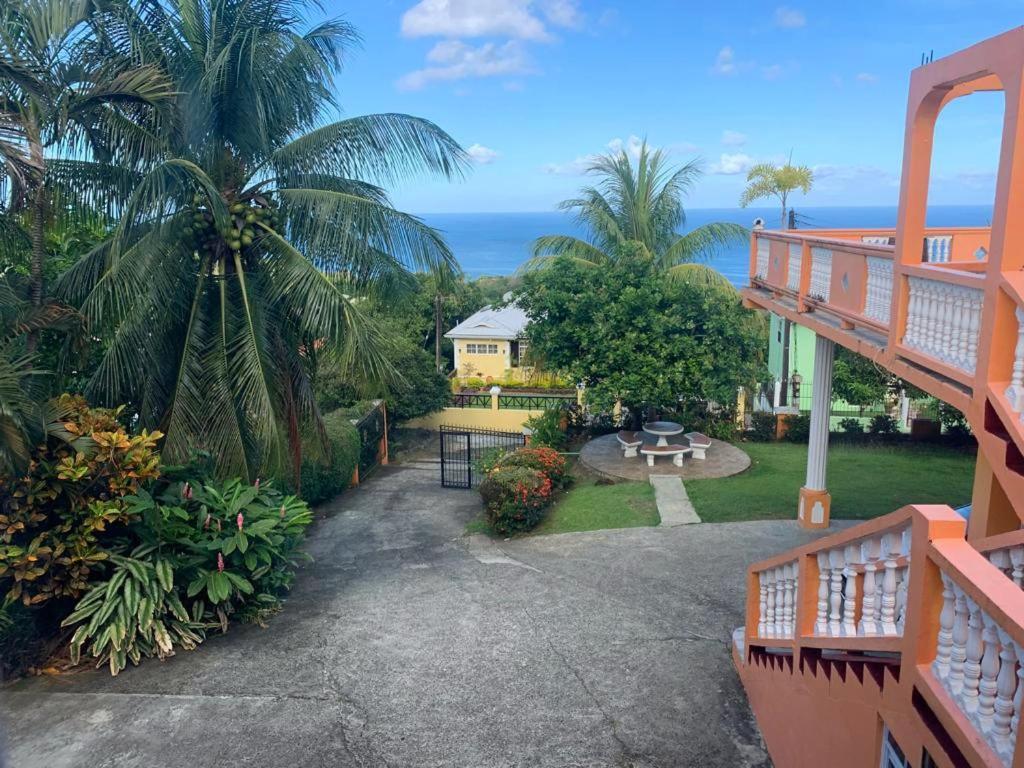 Anne Marie Villas Castries Exteriör bild